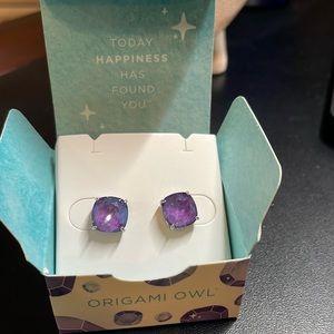 Origami Owl CER0923 Collectors Club Purple Ignite Clara stud earrings
